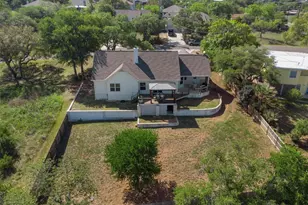 104 Kings Way Dr, Cottonwood Shores, TX 78657 - Photo 38