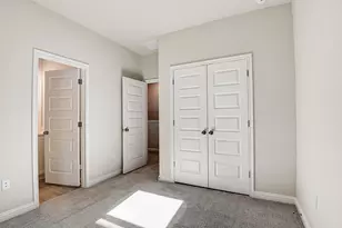 8209 Springsteen Dr, Austin, TX 78744 - Photo 6