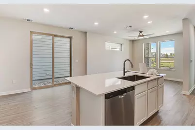 8209 Springsteen Drive, Austin, TX 78744 - Photo 4