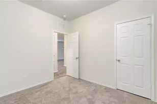 412 Ibis Falls Loop, Jarrell, TX 76537 - Photo 20