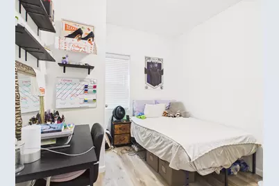 911 W 22nd Street #204, Austin, TX 78705 - Photo 6