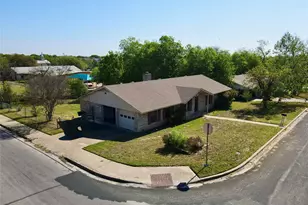 1000 Hollybluff St, Austin, TX 78753 - Photo 24