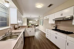 1000 Hollybluff St, Austin, TX 78753 - Photo 4