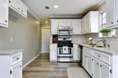 12910 Candlestick Place, Austin, TX 78727 - Photo 10