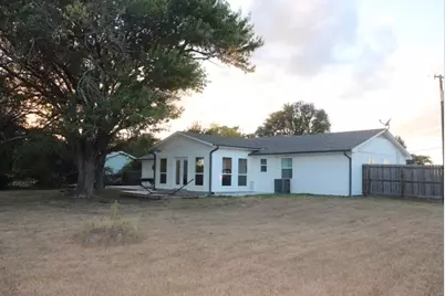 913 7th Street, Lexington, TX 78947 - Photo 34