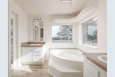 1547 Lost Trail, New Braunfels, TX 78132 - Photo 14