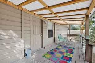 108 W Croslin St, Austin, TX 78752 - Photo 30