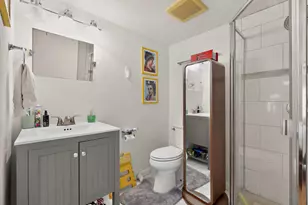 108 W Croslin St, Austin, TX 78752 - Photo 22