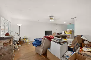 108 W Croslin St, Austin, TX 78752 - Photo 26