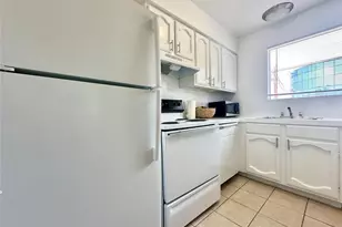 2410 Longview St, Austin, TX 78705 - Photo 4