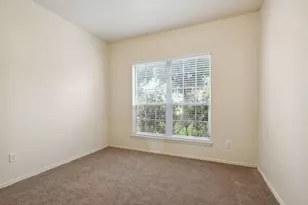 11725 Timber Heights Dr, Austin, TX 78754 - Photo 10