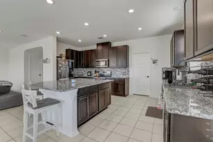 180 Outlaw Dr, Jarrell, TX 76537 - Photo 12