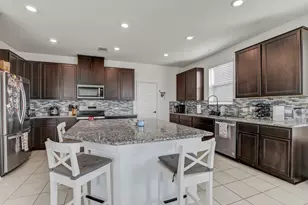 180 Outlaw Dr, Jarrell, TX 76537 - Photo 10