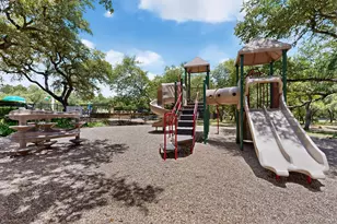 130 Canterbury Dr, Austin, TX 78737 - Photo 34