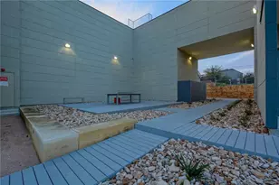 604 N Bluff Dr, Austin, TX 78745 - Photo 28