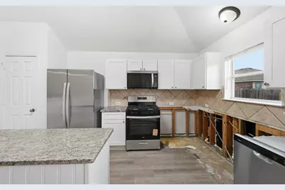 3908 Rocky Shore Lane, Pflugerville, TX 78660 - Photo 14