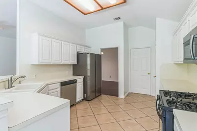 800 Mountain Ridge Drive, Leander, TX 78641 - Photo 14