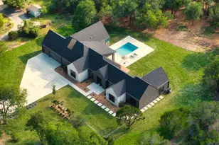 12104 Trailmaster Dr, Austin, TX 78737 - Photo 2