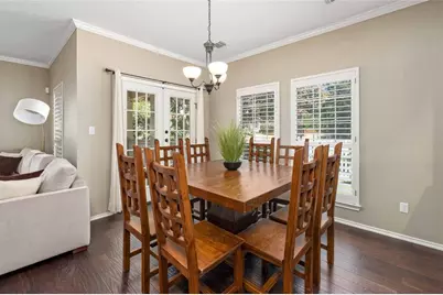 2730 Kinney Oaks Court, Austin, TX 78704 - Photo 8