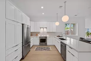 3614 Abbate Cir, Austin, TX 78721 - Photo 6