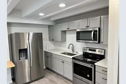 5804 Circulo Drive #5E, Lago Vista, TX 78645 - Photo 4