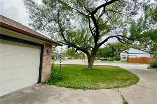 16508 Framingham Cir, Pflugerville, TX 78660 - Photo 2