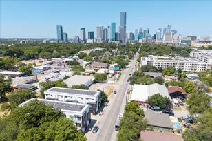 1801 E 2nd St, Austin, TX 78702 - Photo 34