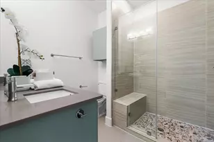 1801 E 2nd St, Austin, TX 78702 - Photo 18