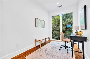 1801 E 2nd St, Austin, TX 78702 - Photo 12