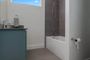 1801 E 2nd St, Austin, TX 78702 - Photo 22