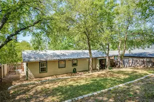 2903 S 5th St, Austin, TX 78704 - Photo 32