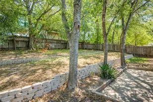 2903 S 5th St, Austin, TX 78704 - Photo 26