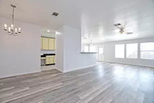 401 Bandara Woods Blvd, Elgin, TX 78621 - Photo 6