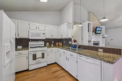 1705 Primrose Trail, Round Rock, TX 78664 - Photo 10