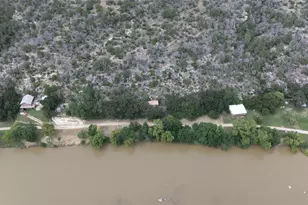 2212 N River Rd, Lampasas, TX 76550 - Photo 32