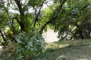 2212 N River Rd, Lampasas, TX 76550 - Photo 22