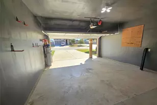 120 Schuylerville Dr, Elgin, TX 78621 - Photo 28