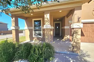 120 Schuylerville Dr, Elgin, TX 78621 - Photo 2