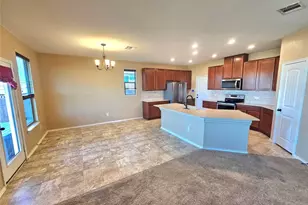 120 Schuylerville Dr, Elgin, TX 78621 - Photo 10