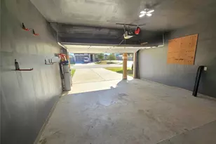 120 Schuylerville Dr, Elgin, TX 78621 - Photo 36