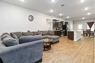 2845 Wolfcreek, New Braunfels, TX 78130 - Photo 4