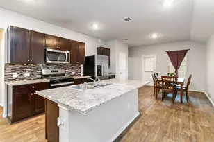 2845 Wolfcreek, New Braunfels, TX 78130 - Photo 8