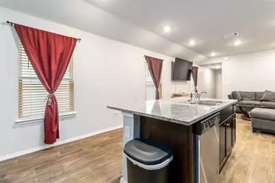 2845 Wolfcreek, New Braunfels, TX 78130 - Photo 6