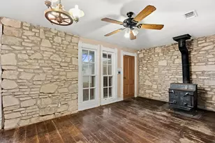 3217 32, San Marcos, TX 78666 - Photo 8