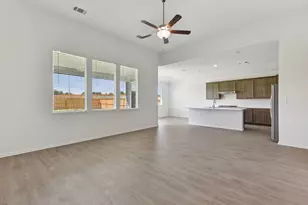 104 Pendleton Dr, Kyle, TX 78640 - Photo 4