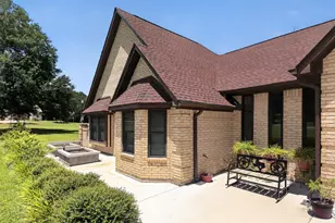 1950 Country Club Rd, Brenham, TX 77833 - Photo 2