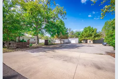 1508 Cypress Street, Bastrop, TX 78602 - Photo 4