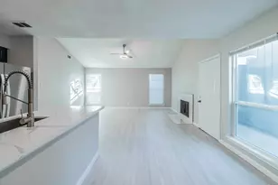 915 Sirocco Dr, Austin, TX 78745 - Photo 14