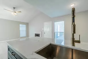 915 Sirocco Dr, Austin, TX 78745 - Photo 24
