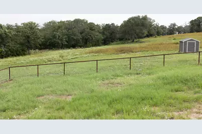 111 Powder Ridge, Luling, TX 78648 - Photo 24
